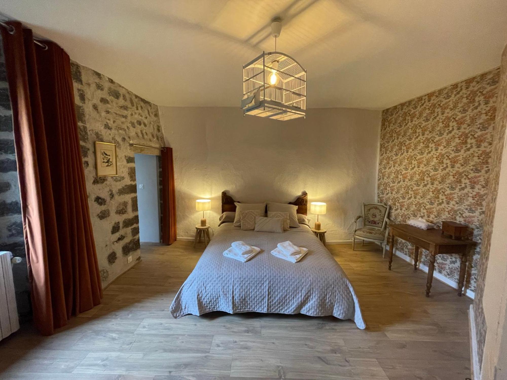 Aux Portes Du Mont Anis Le Puy-en-Velay Extérieur photo