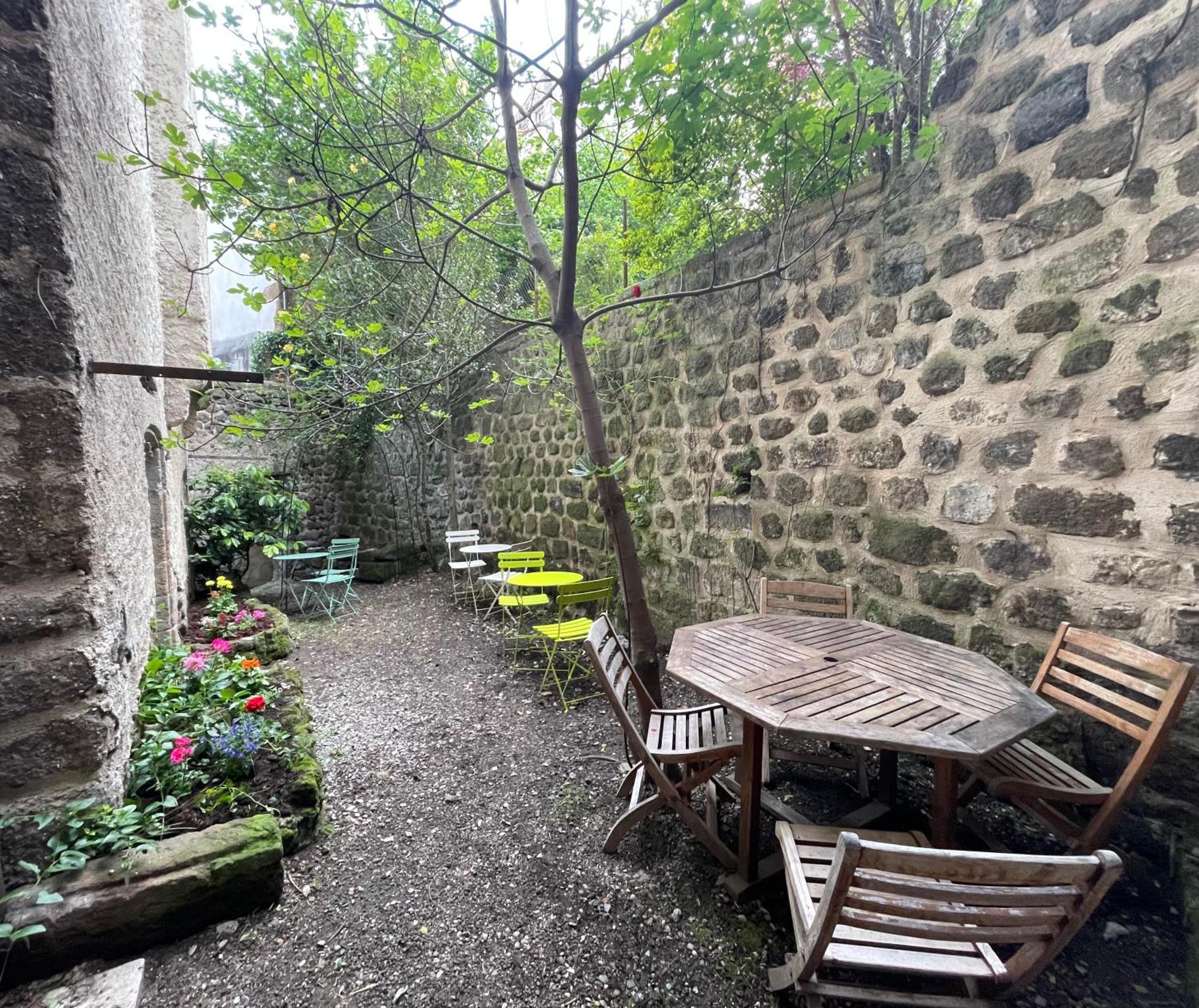 Aux Portes Du Mont Anis Le Puy-en-Velay Extérieur photo