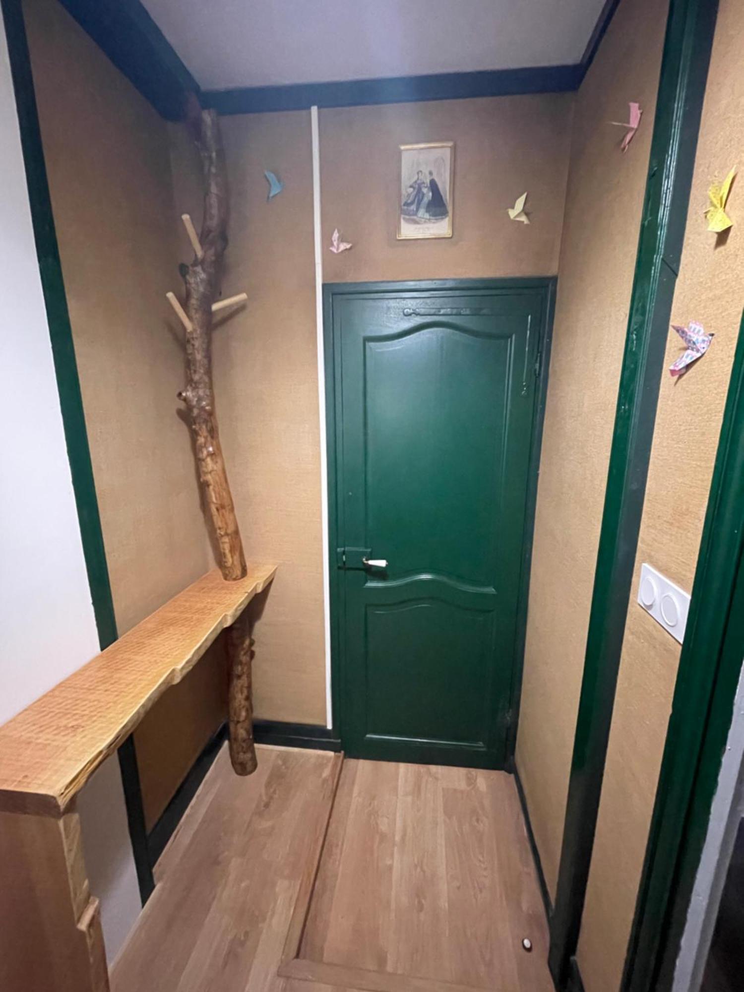 Aux Portes Du Mont Anis Le Puy-en-Velay Chambre photo